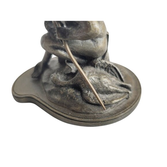 Vintage Hudson Pewter Kneeling Native American Hunter Statue 1970 - Picture 6 of 10